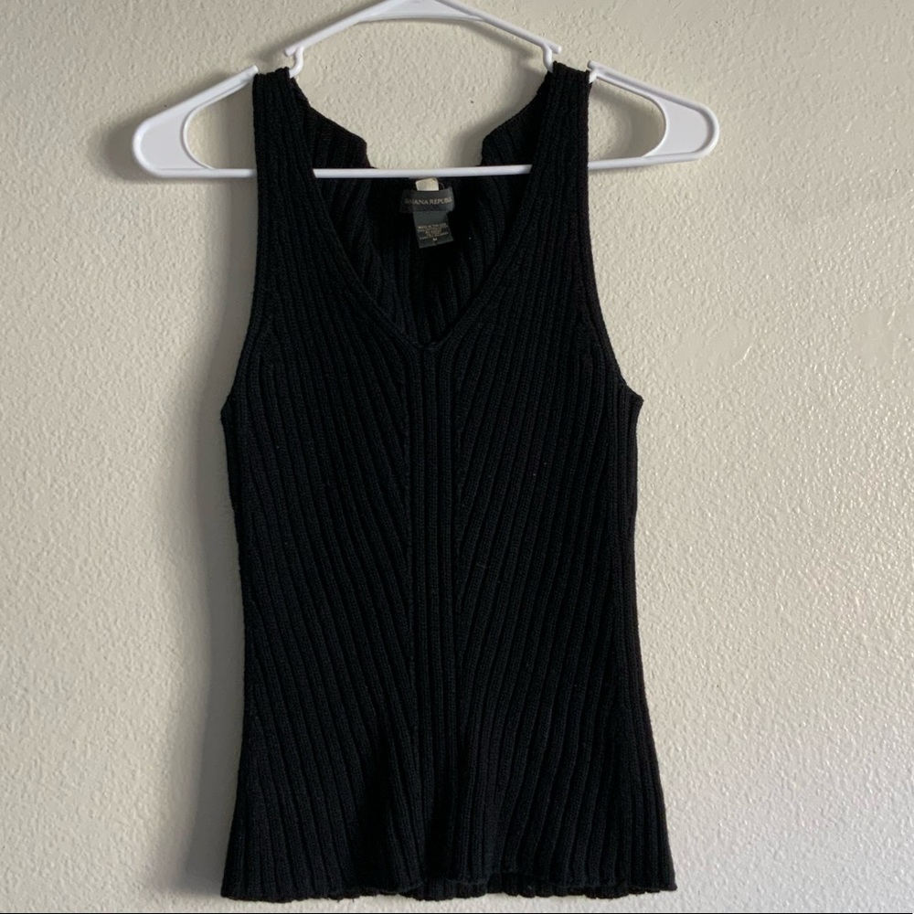 Banana Republic V-neck Ribbed Tank
